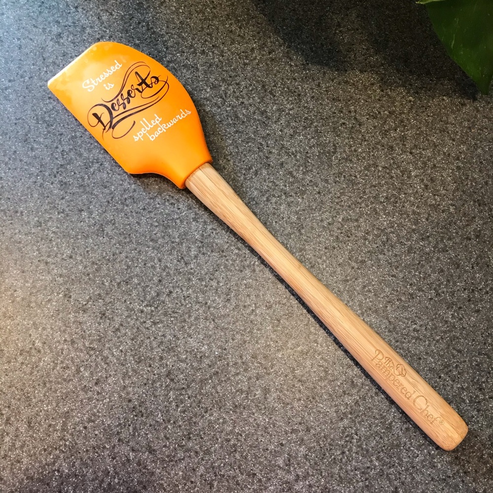 Pampered Chef rubber scraper
